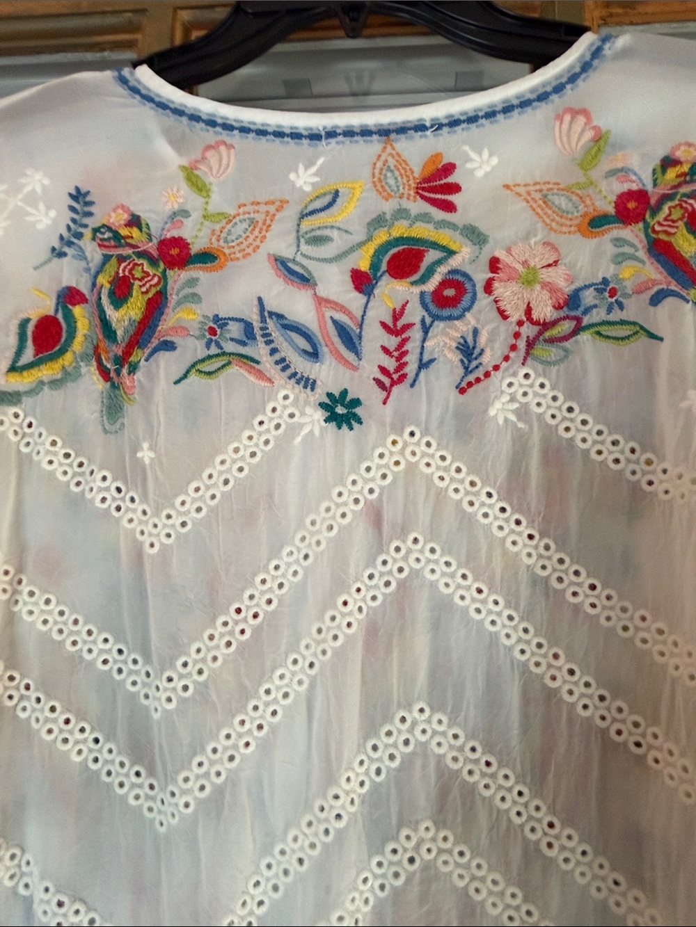 Johnny Was White Eyelet Tunic with Multicolor Floral Embroidery - Picture 4 of 10